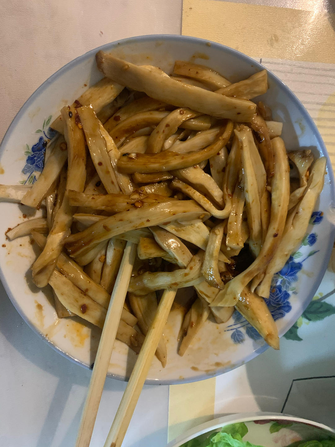 比肉好吃的鸡腿菇