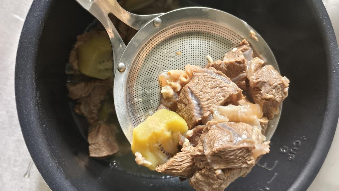 适合厨房小白的土豆炖牛肉