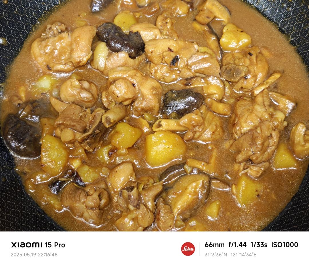 超级下饭土豆香菇炖鸡腿