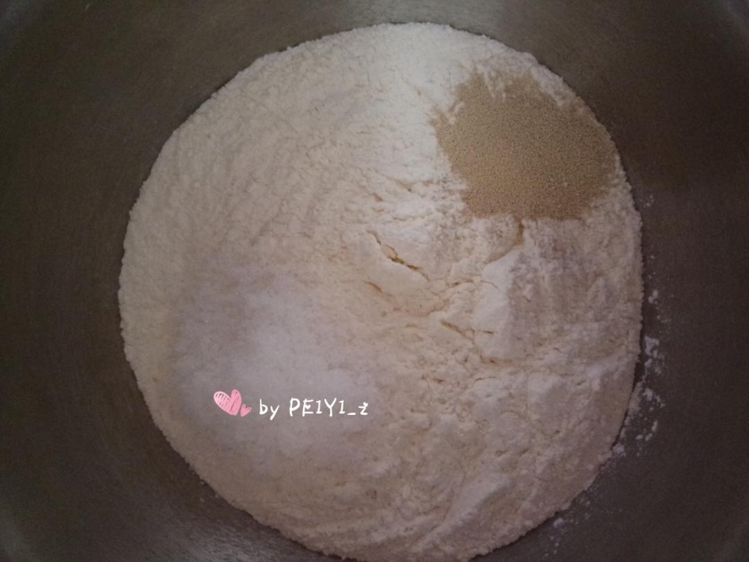 纯奶手撕吐司的做法 步骤1