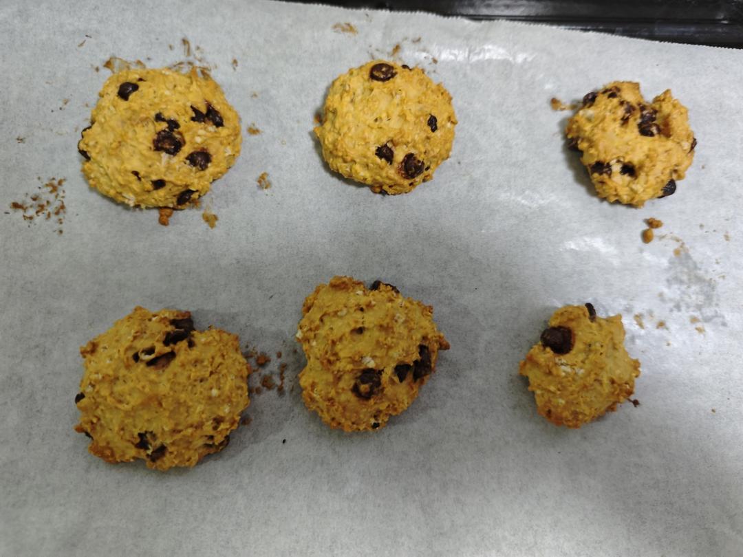 燕麦饼干，无黄油配方无需打发，保证各个酥掉渣，不干不噎不变硬