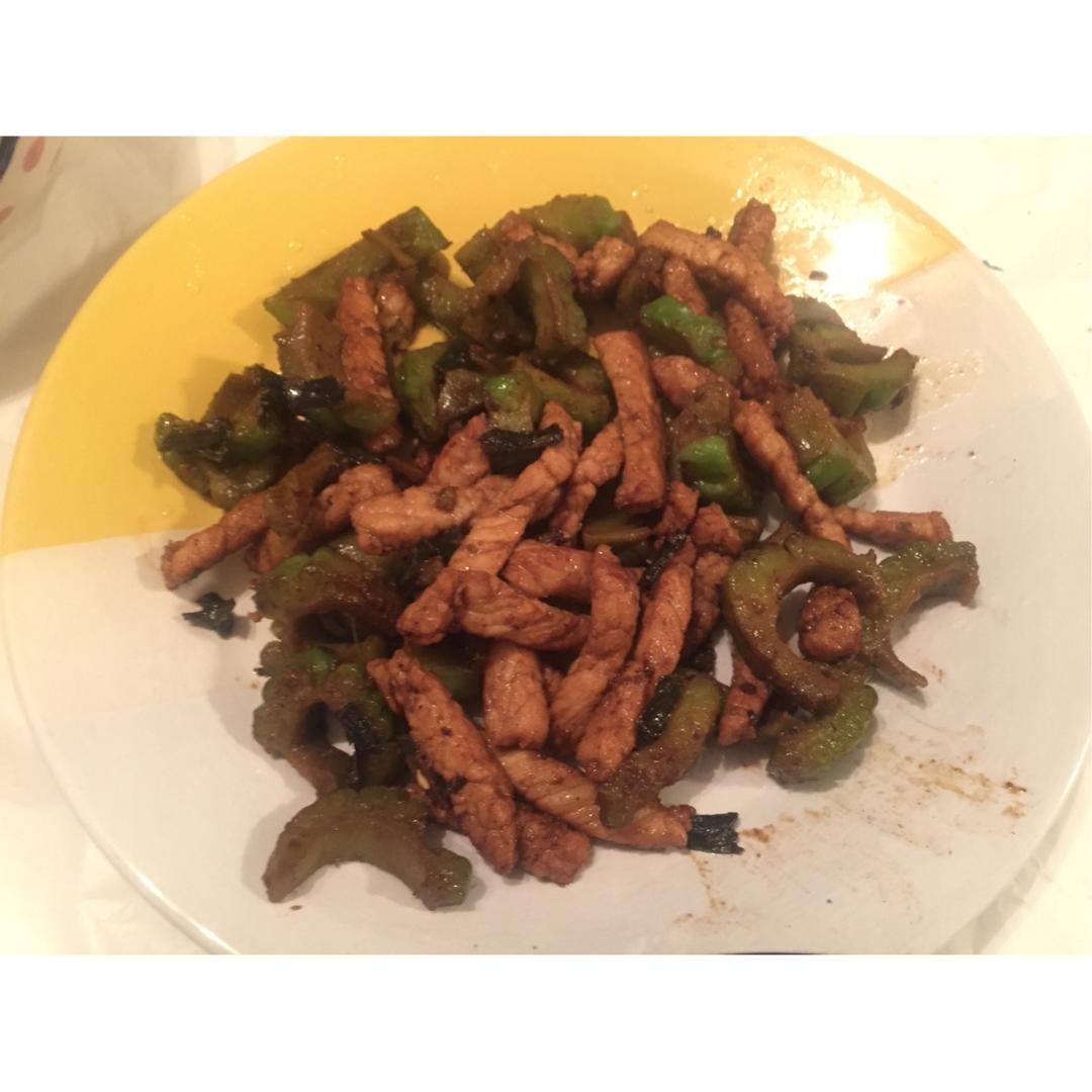 苦瓜炒肉