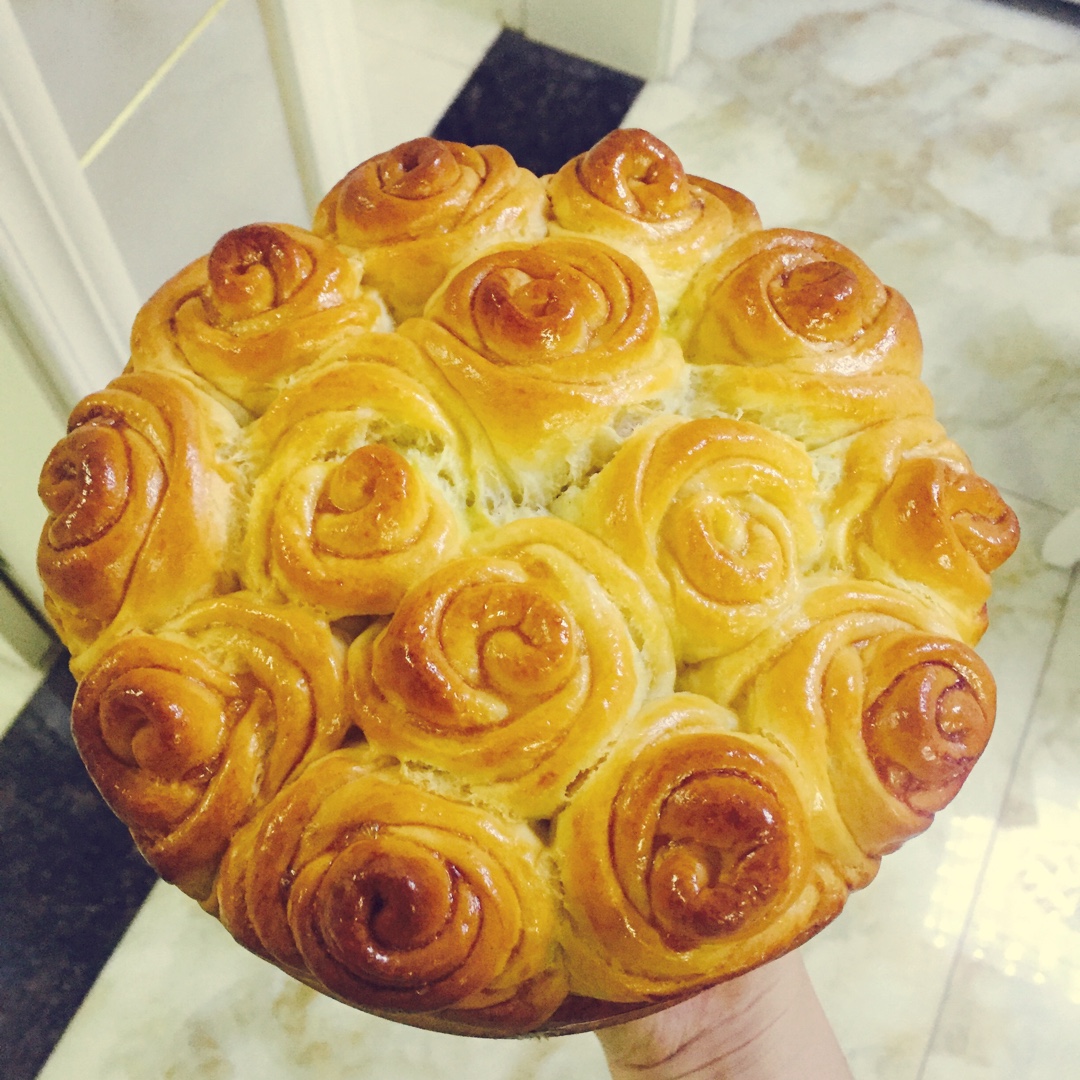 云淡云深做的玫瑰花面包