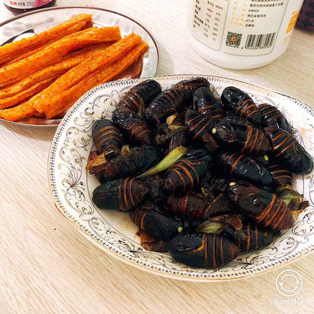 家常炒茧蛹
