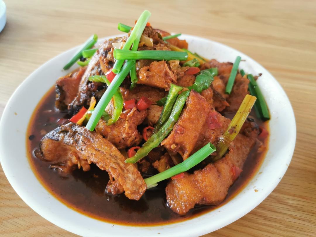 朋友建议我开个小馆子😅😅香辣鱼块太香了🔥