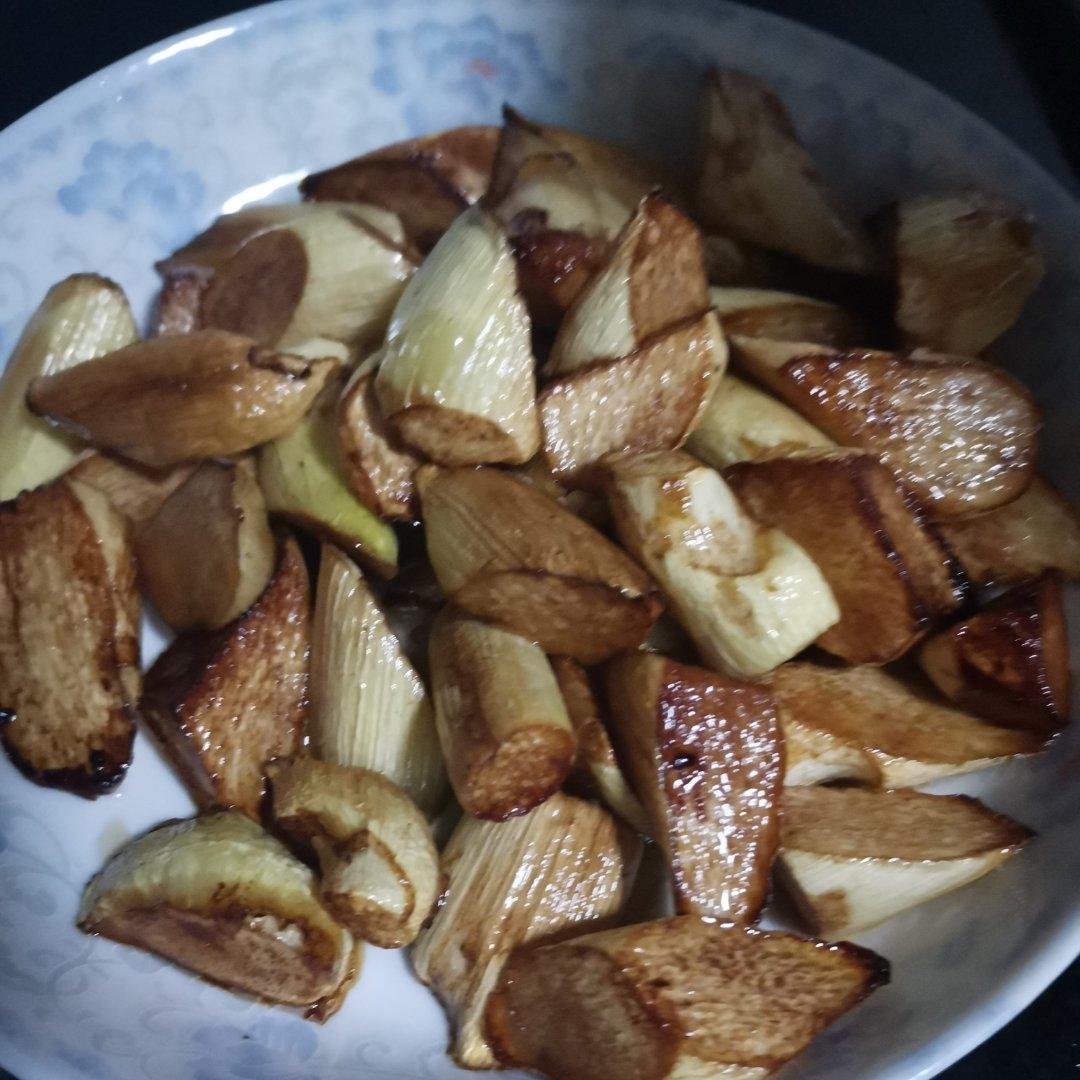 油焖茭白