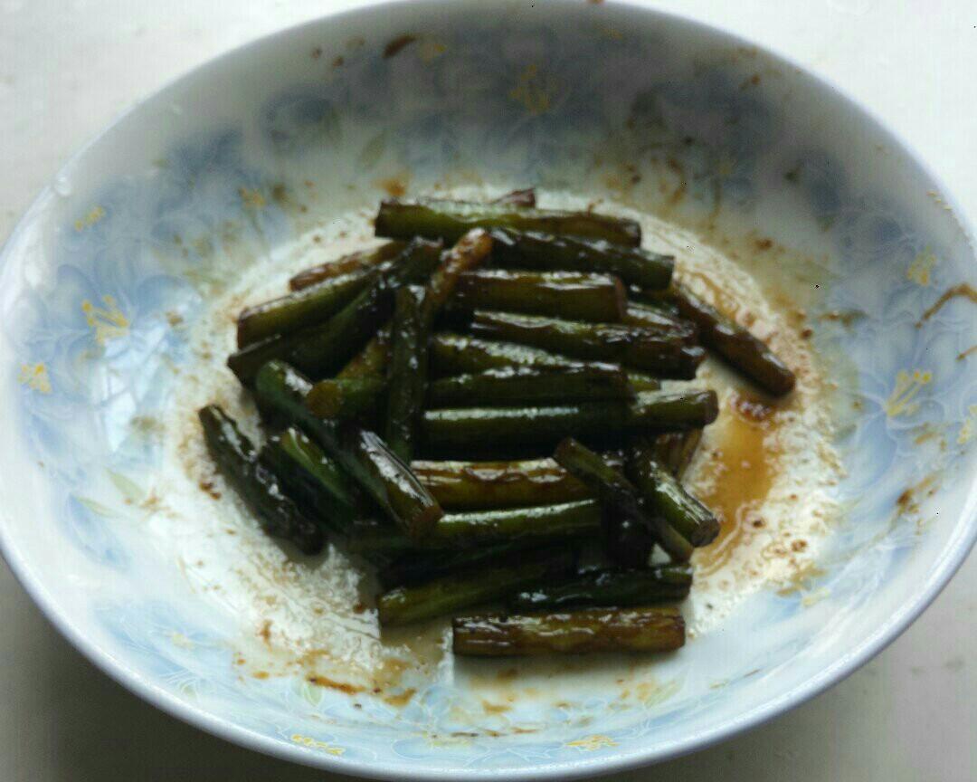 懒人烧烤风味香辣蒜苔