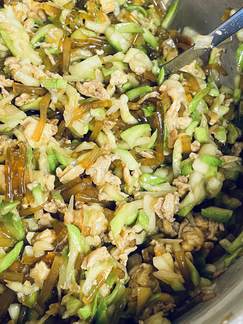 西葫芦鸡蛋包子