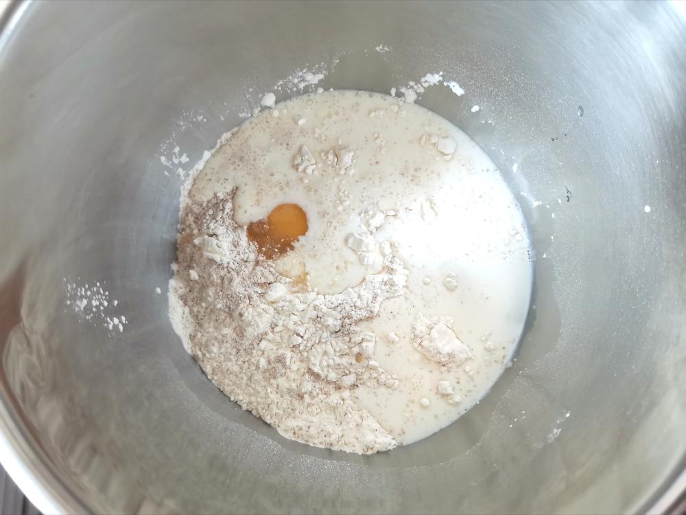 纯奶手撕吐司的做法 步骤1