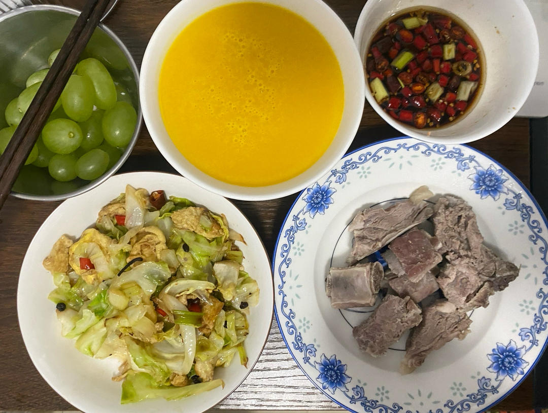 包菜炒鸡蛋（不腥的关键）