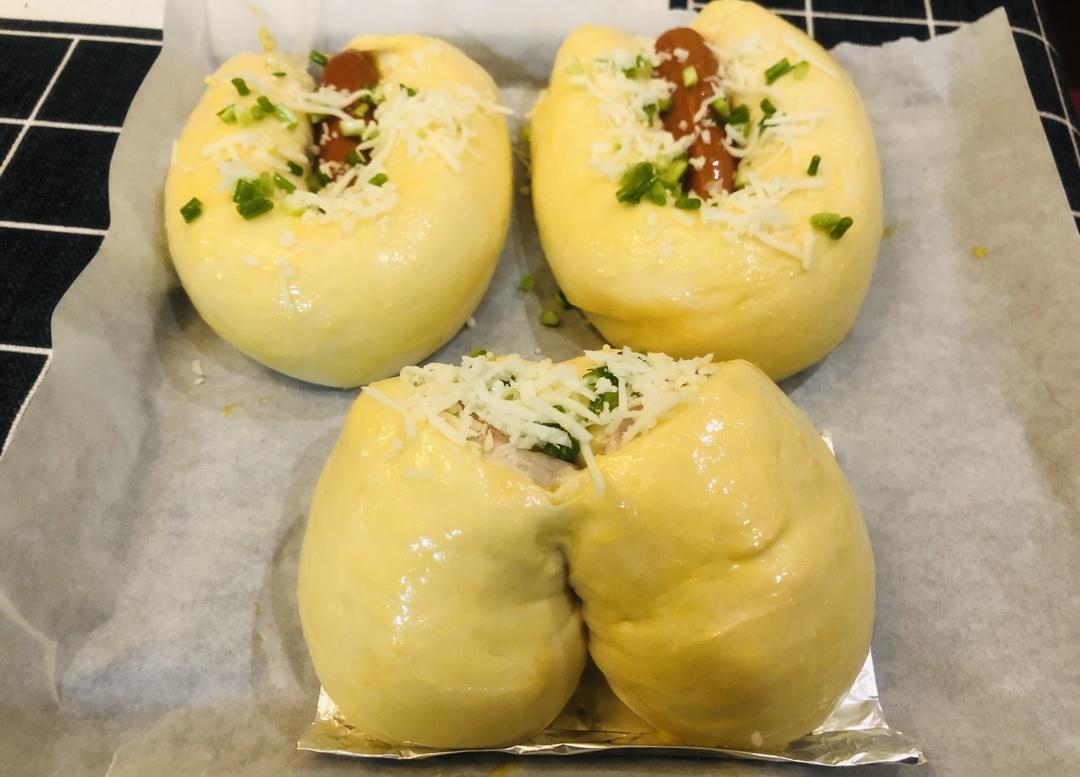 芝士热狗面包