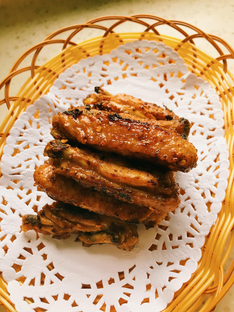 香辣鸡翅（手指都舔干净）