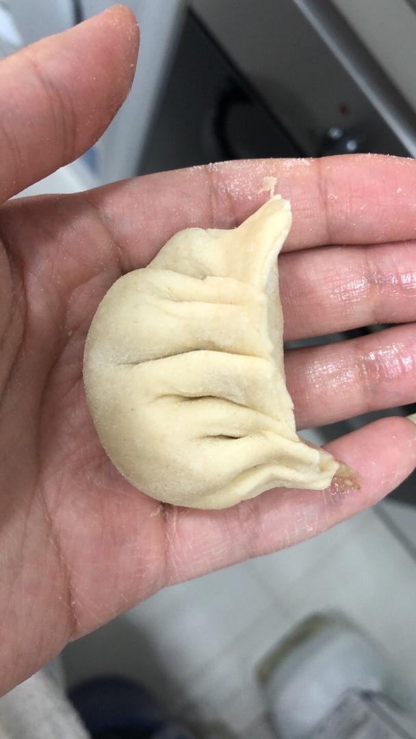 手工揉面三分钟，又韧又薄又好包的饺子皮