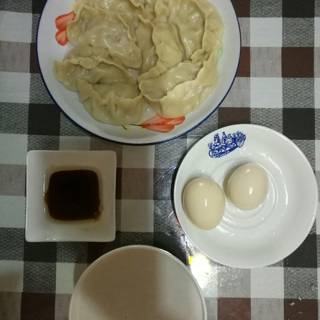 猪肉大葱烫面蒸饺