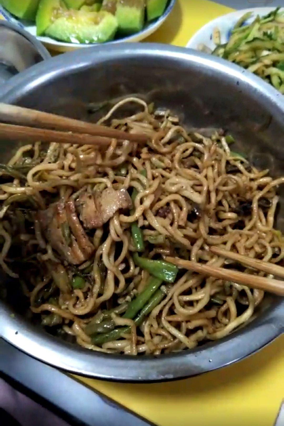 豆角焖面