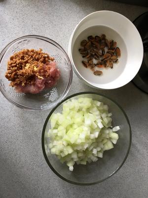 冬瓜粒海鲜粥的做法 步骤6