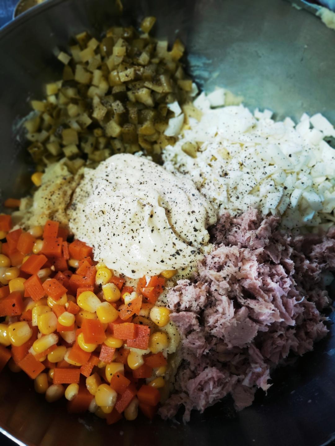 家庭版金枪鱼土豆泥沙拉（可冷藏存放）