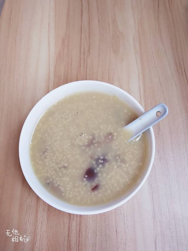 养胃小米粥