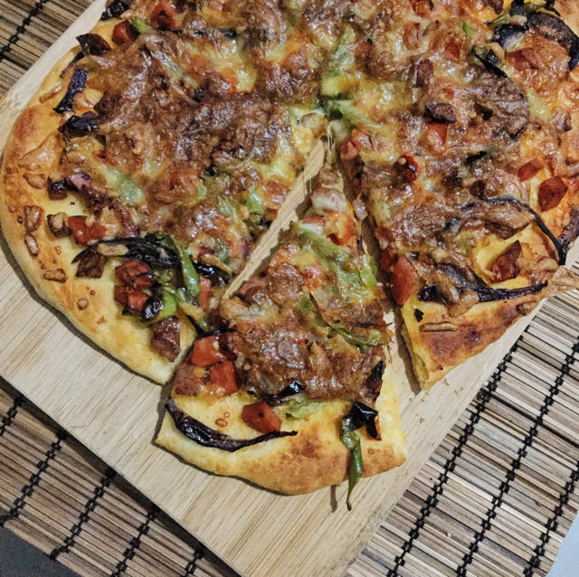 8寸纯手工什锦披萨