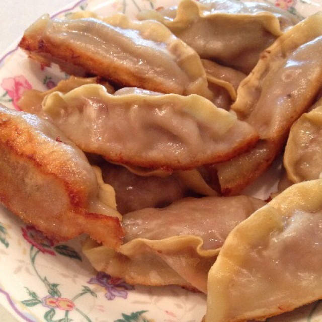 锅贴饺子