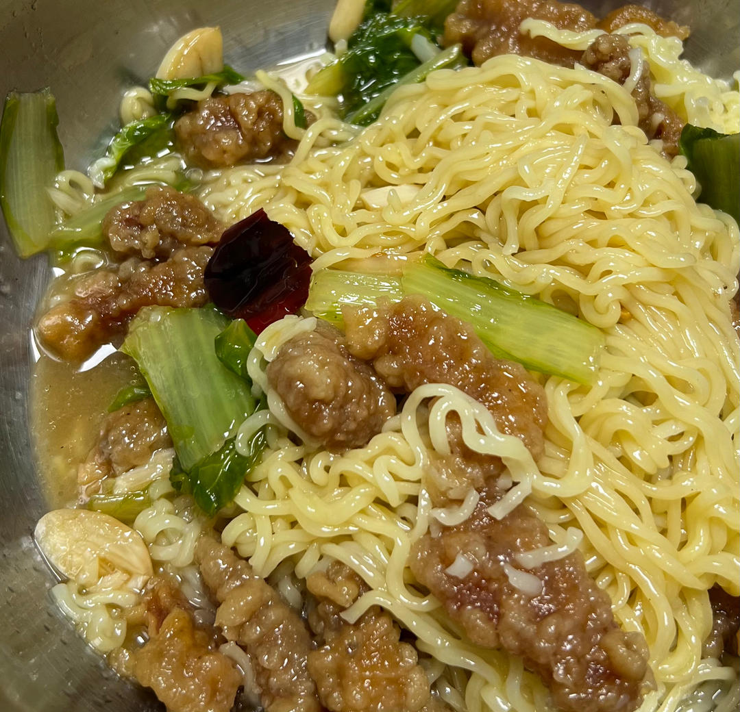 小白菜炖酥肉，鲜香美味，清淡可口