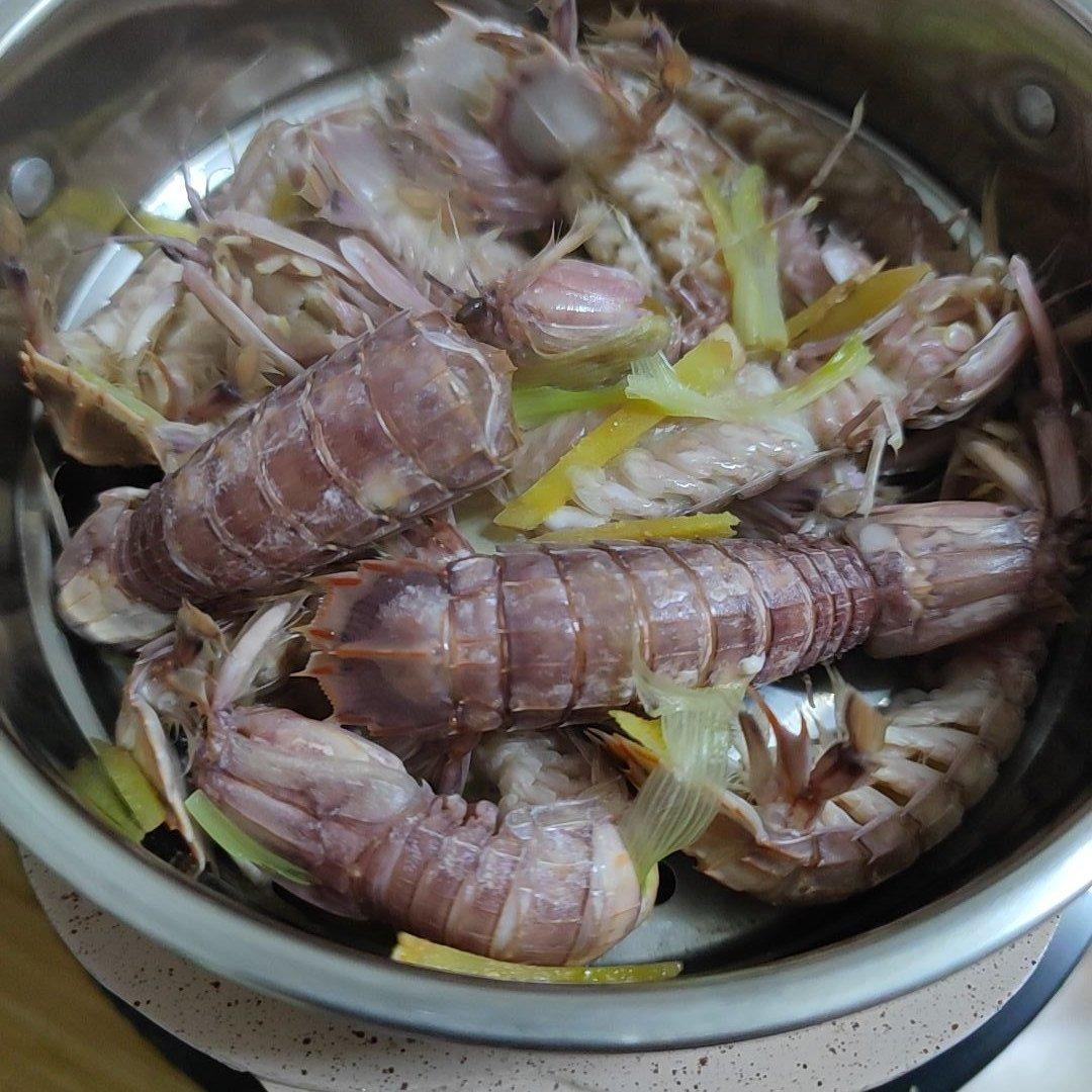 清蒸皮皮虾