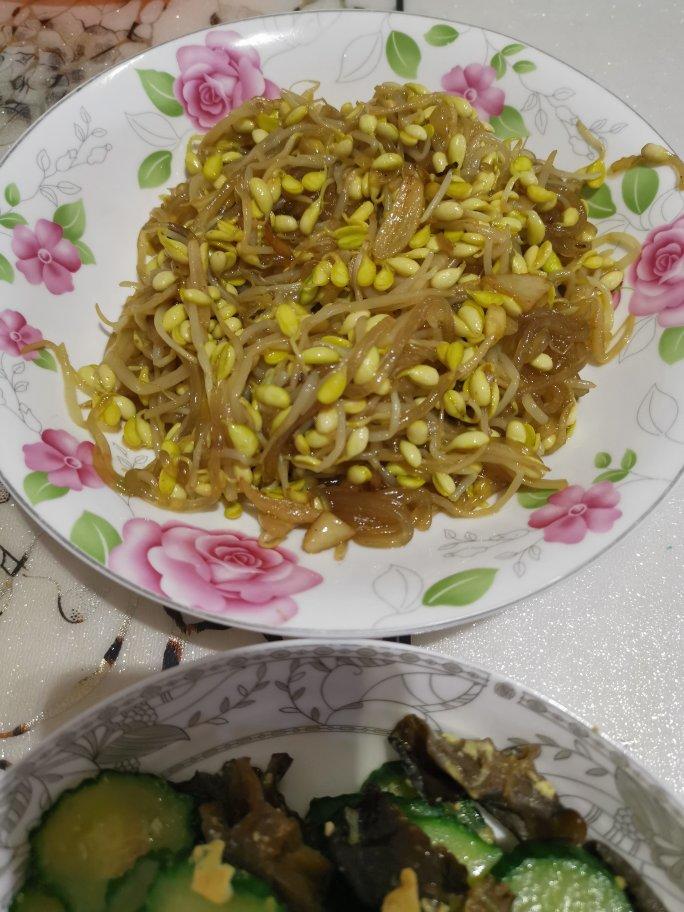 黄豆芽炒粉条