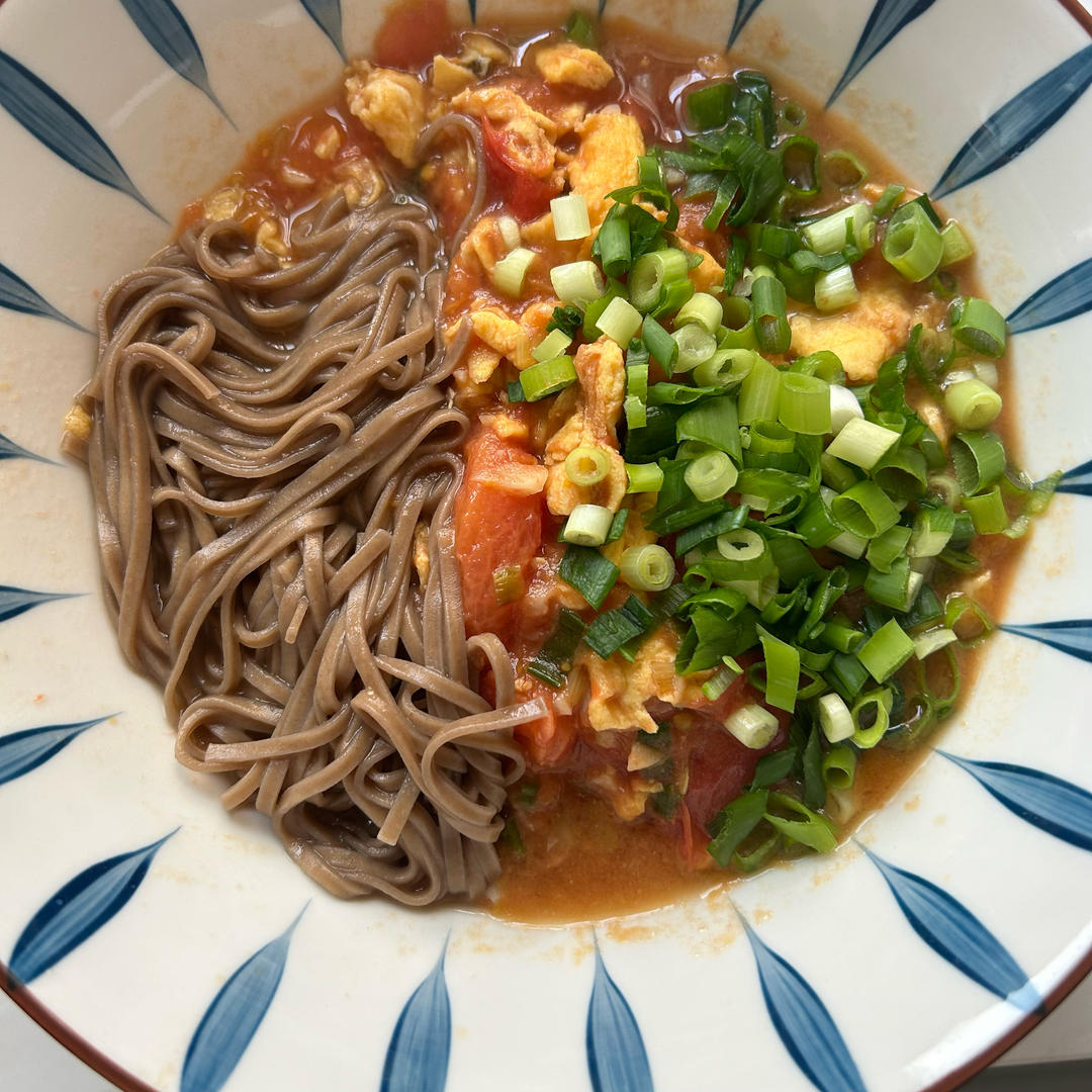 恨不得抱着锅舔的番茄鸡蛋面