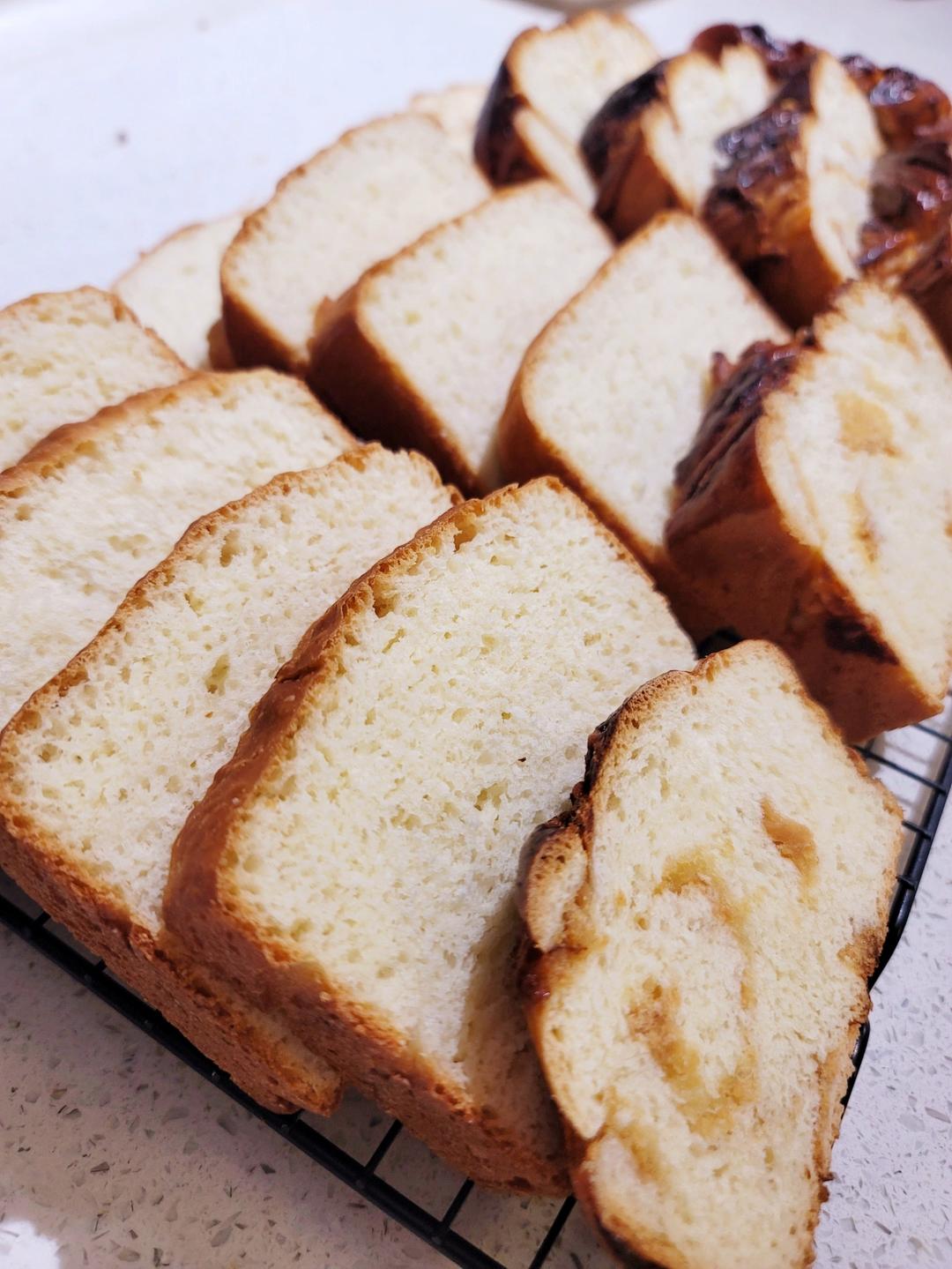 中筋面粉肉松吐司