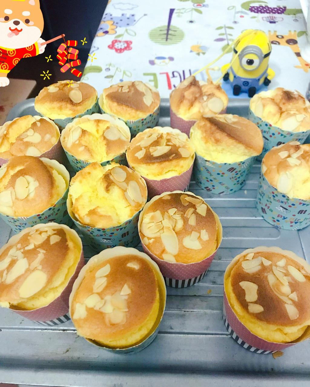 软绵绵戚风纸杯蛋糕