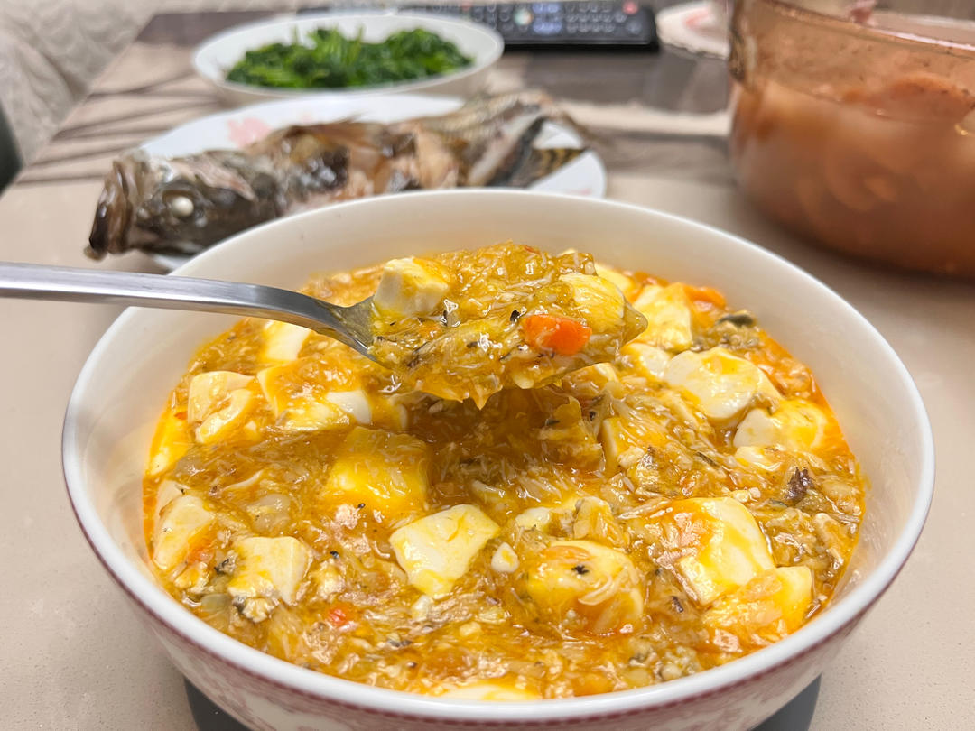 蟹粉烩豆腐