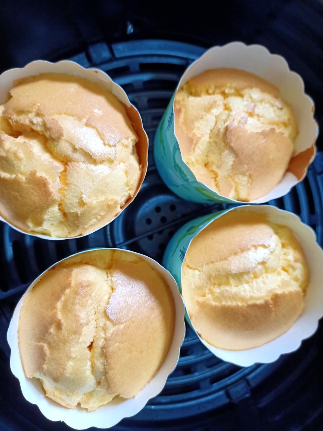 空气炸锅做纸杯蛋糕