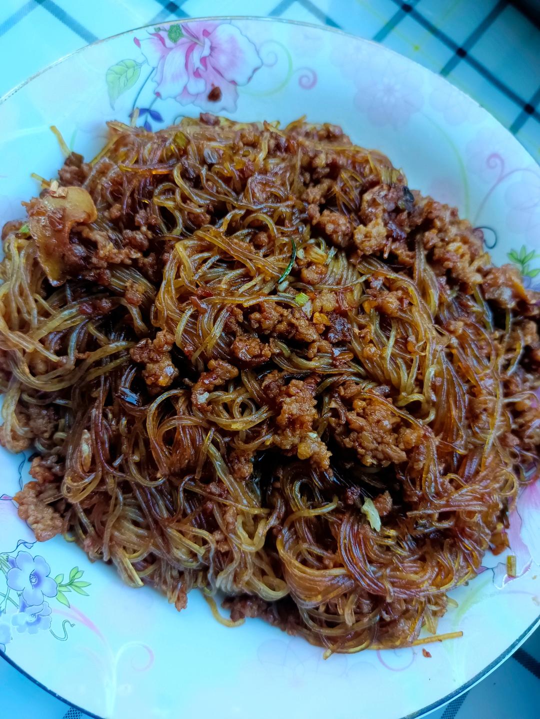 炒|蚂蚁上树（酱香肉末粉丝煲）简单易做