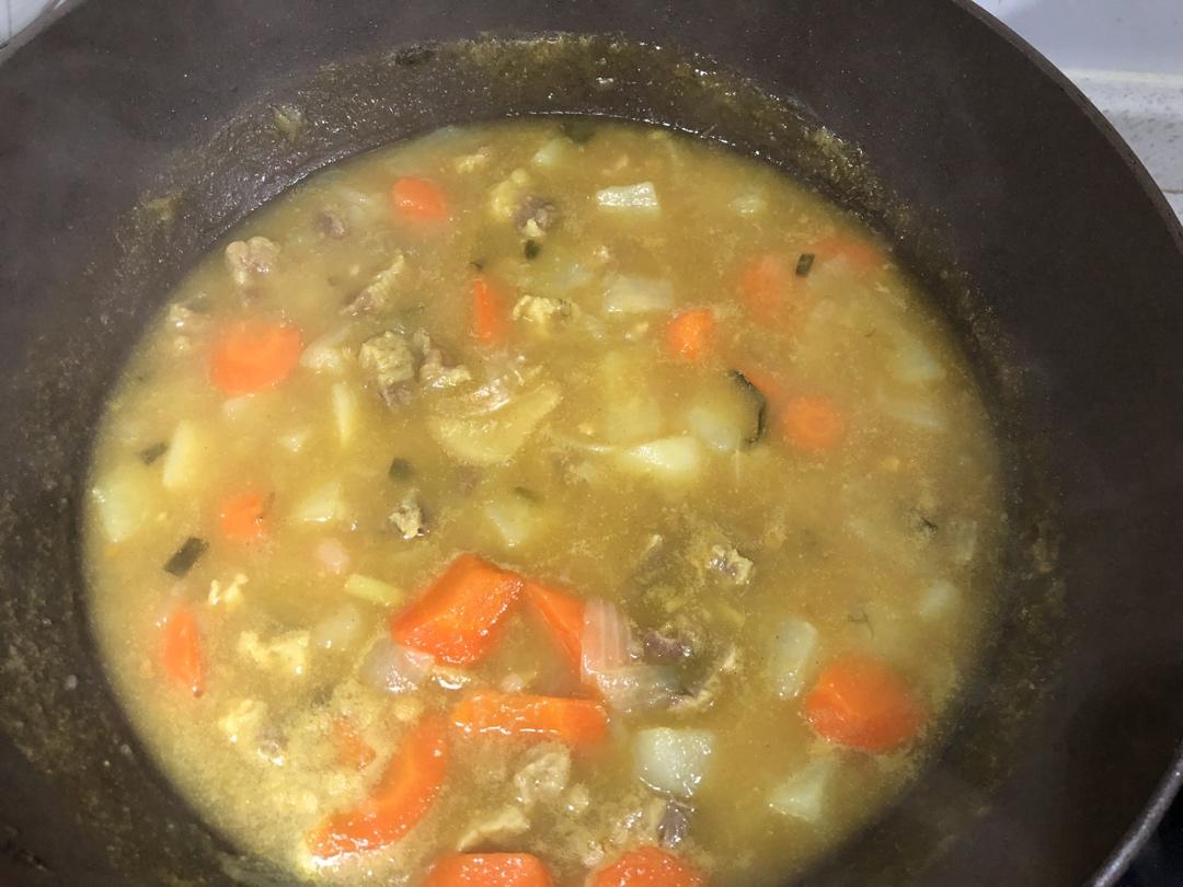 有土豆的咖喱牛腩才是米饭杀手