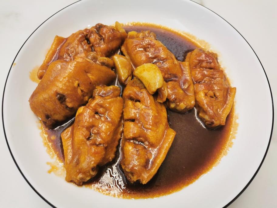 酱汁可以拌饭的红烧鸡翅中