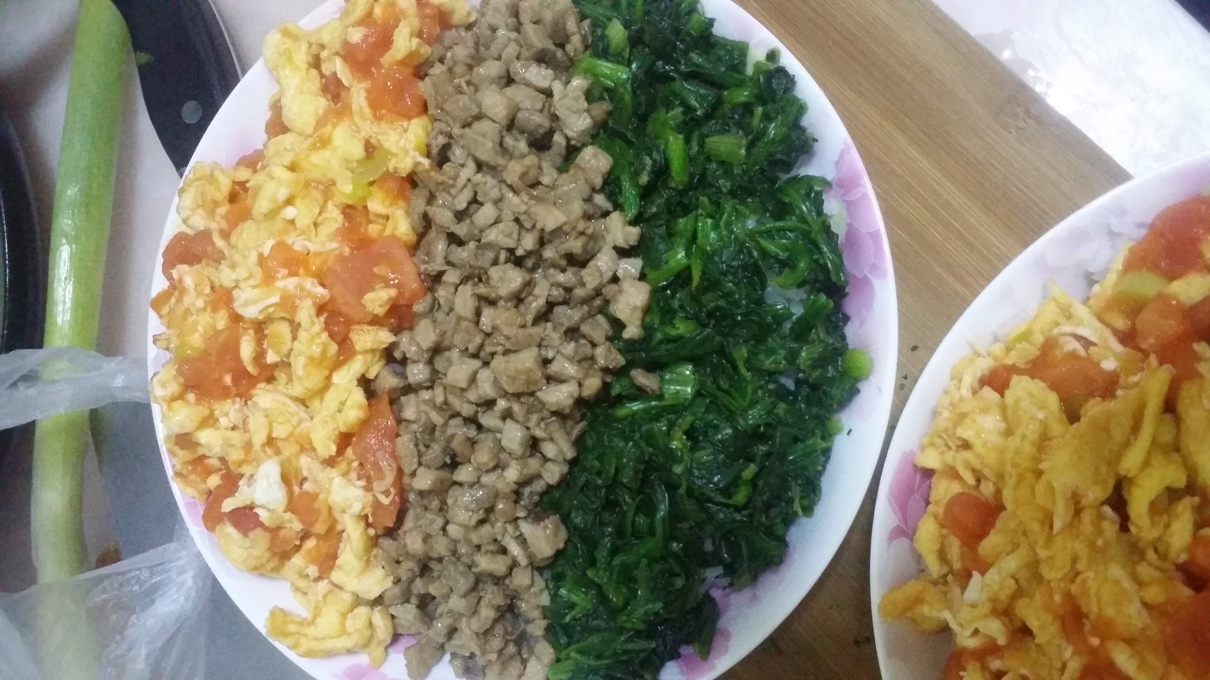 三色丼
