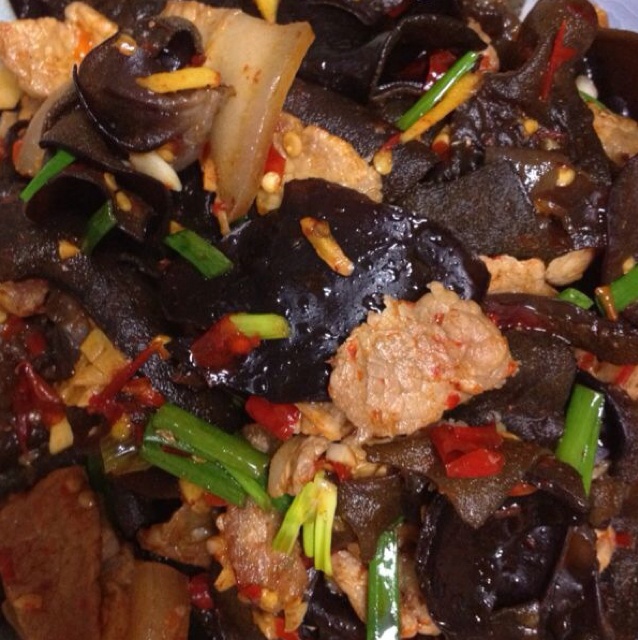 木耳白菜炒肉片