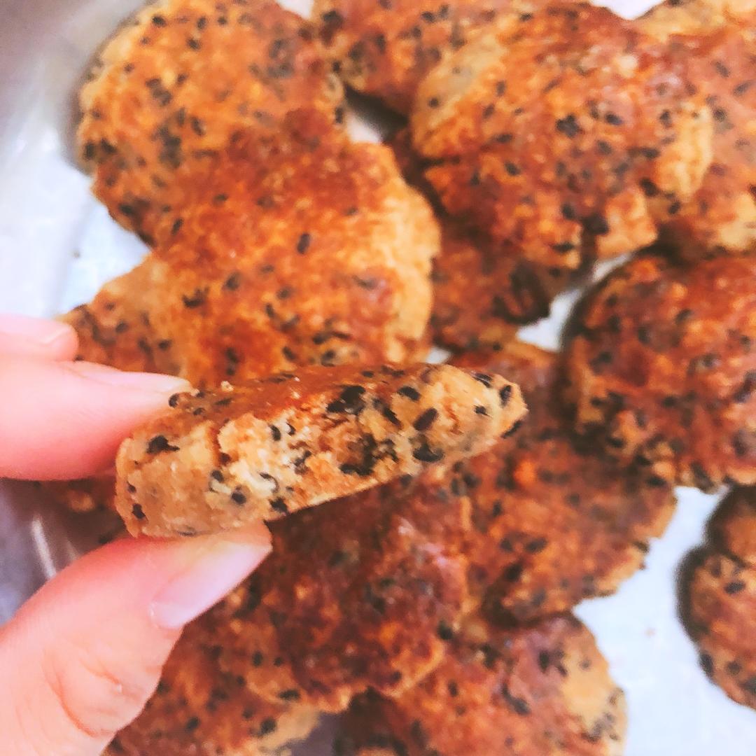 饼干。。。。。。不用黄油也能做酥掉渣的饼干