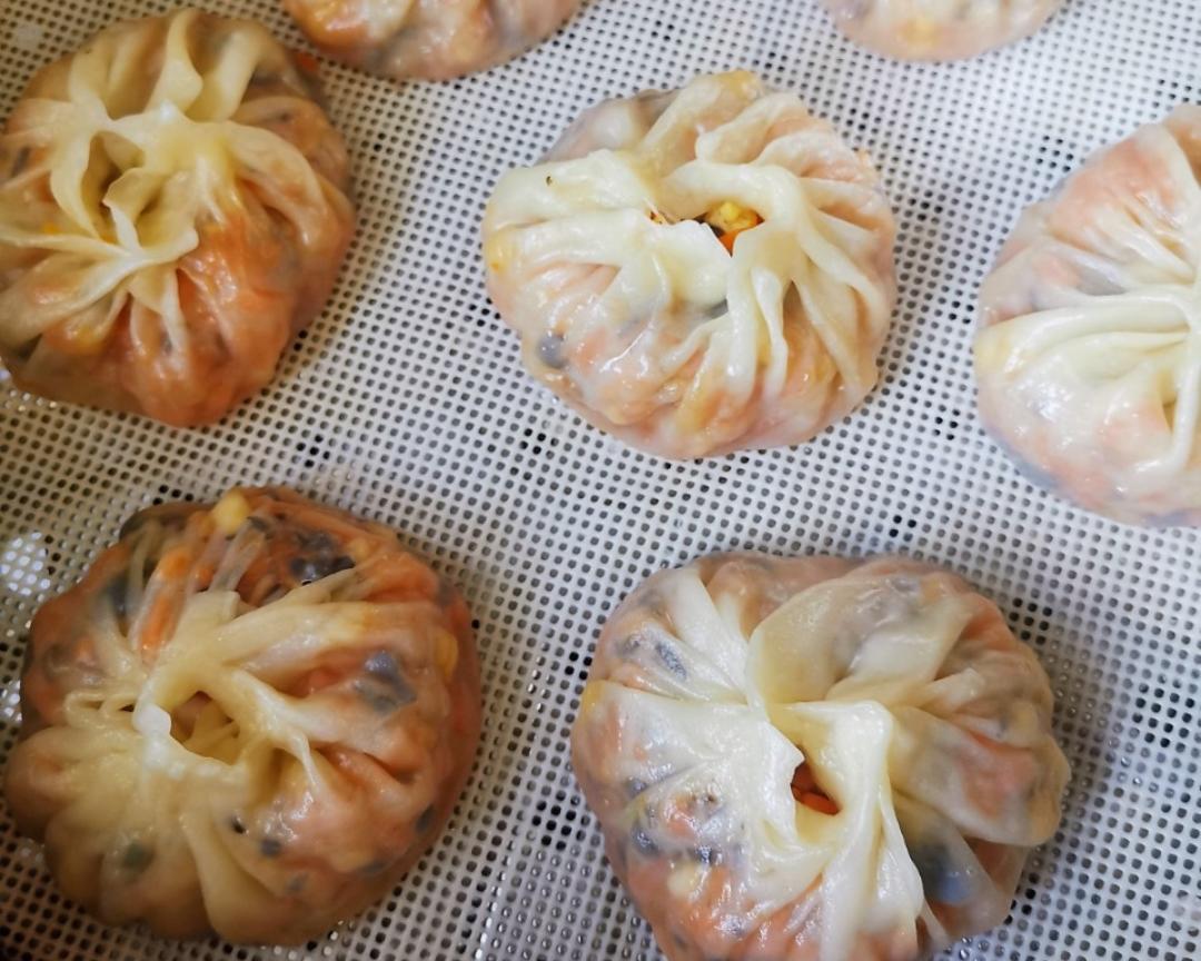 胡萝卜蒸包（水晶包）