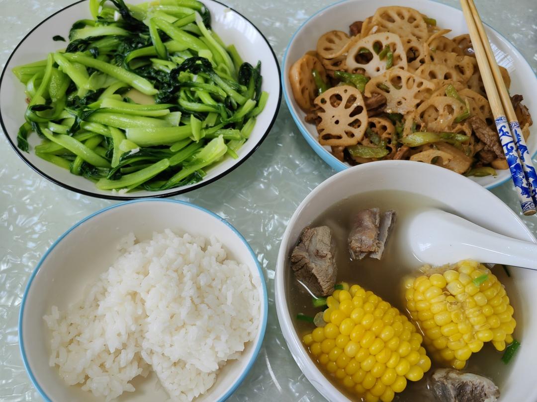 藕片炒五花肉