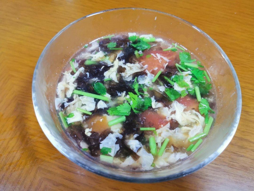 紫菜西红柿鸡蛋虾皮汤