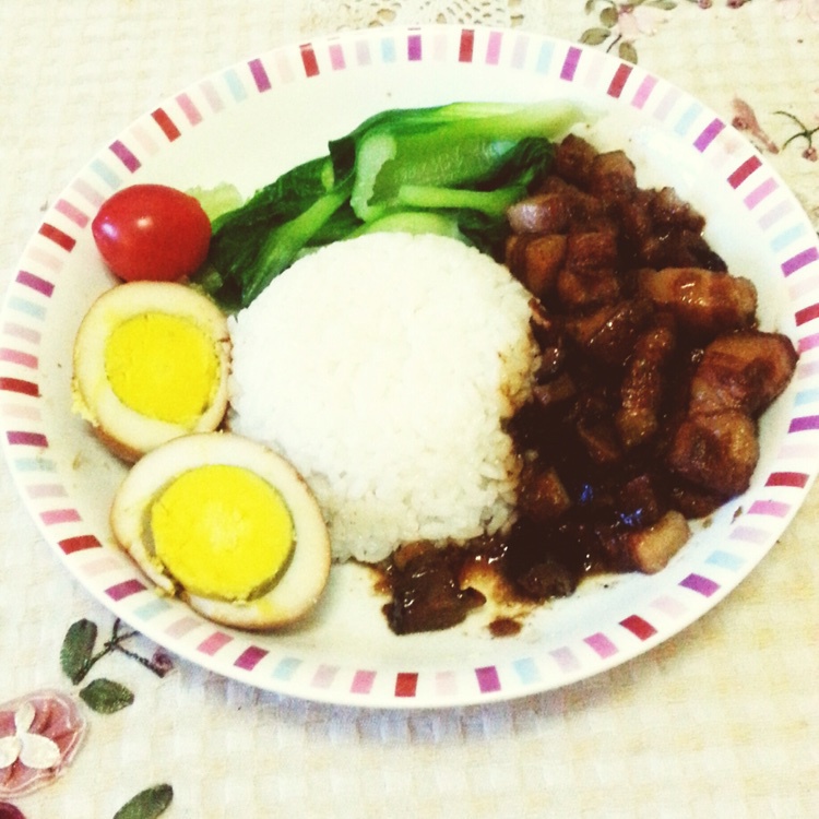 台式卤肉饭