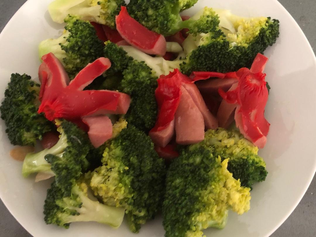 西兰花炒章鱼肠