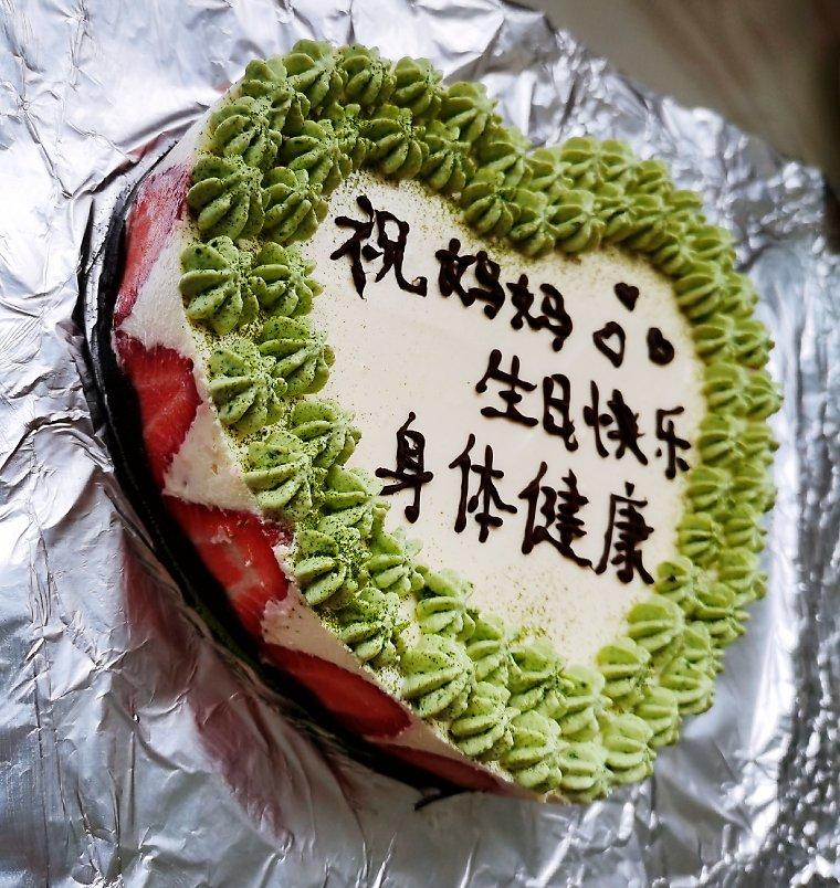 超简单的草莓芝士蛋糕