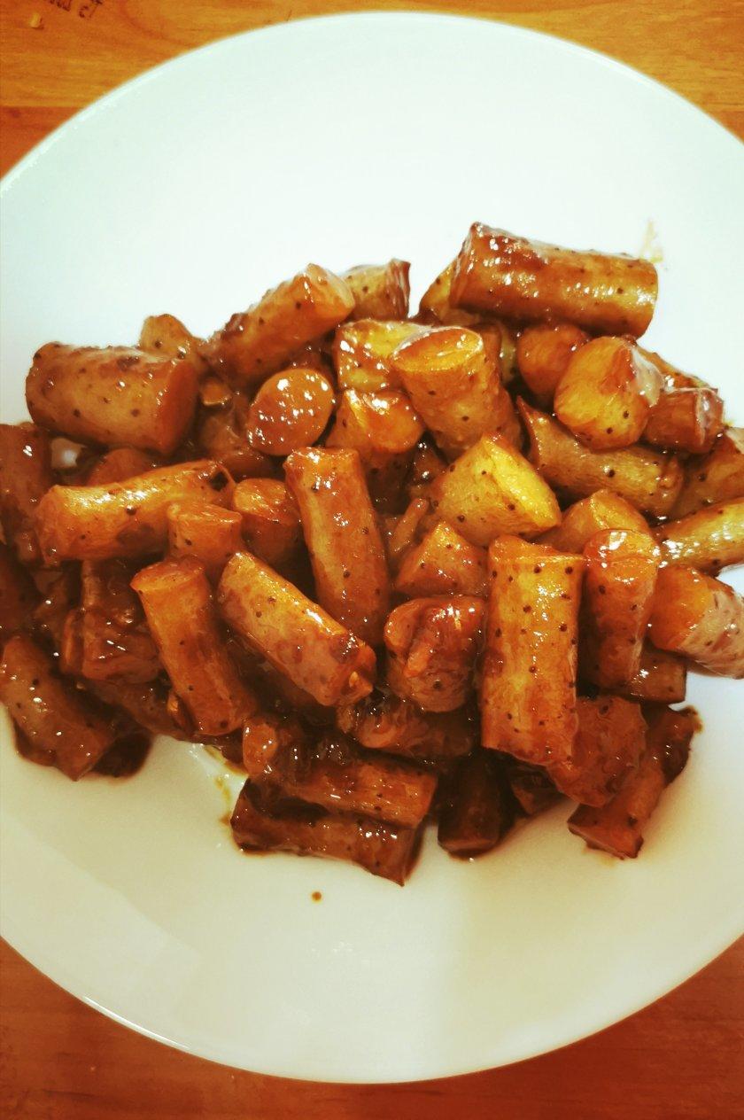 谷鹿玫做的红烧铁棍山药