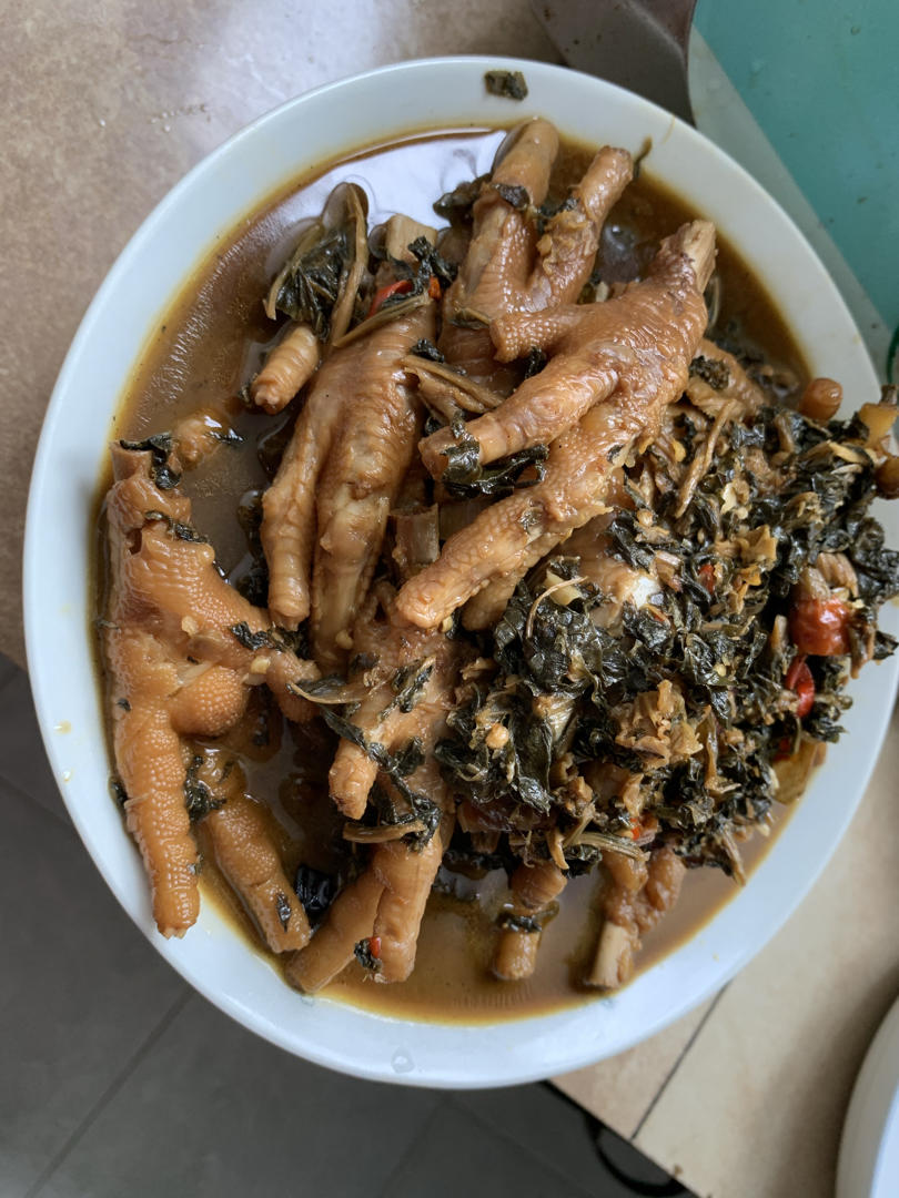 梅干菜烧鸡脚