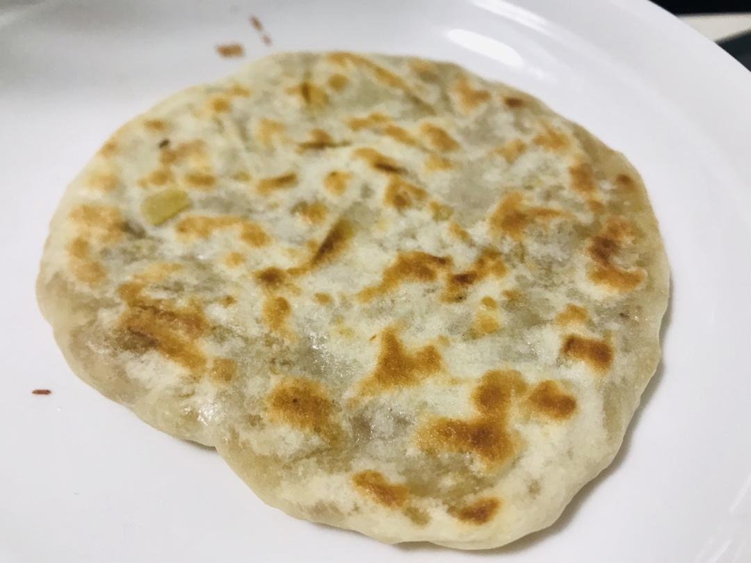 会连续吃八个的萝卜馅饼