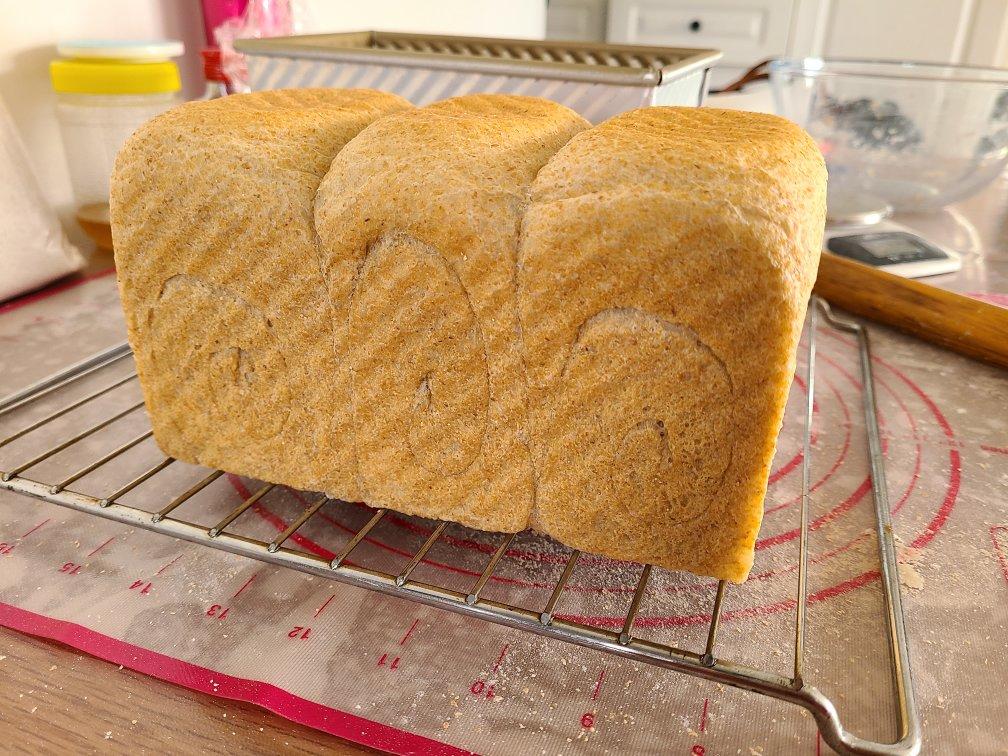 双种芝麻全麦吐司 100%全麦 烫种+波兰种