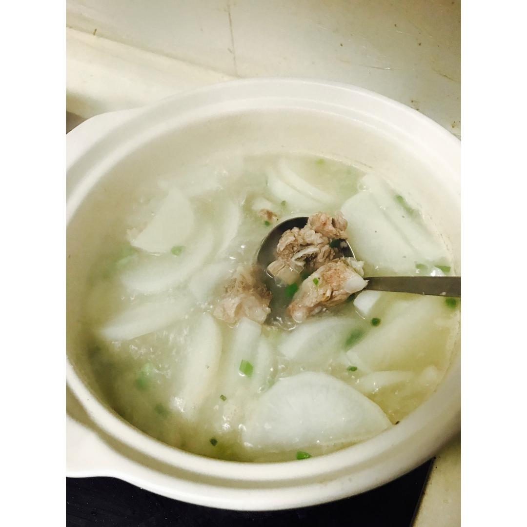 小排萝卜汤