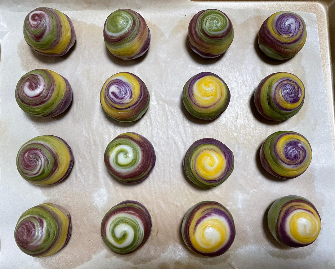 炫彩蛋黄酥（16个）